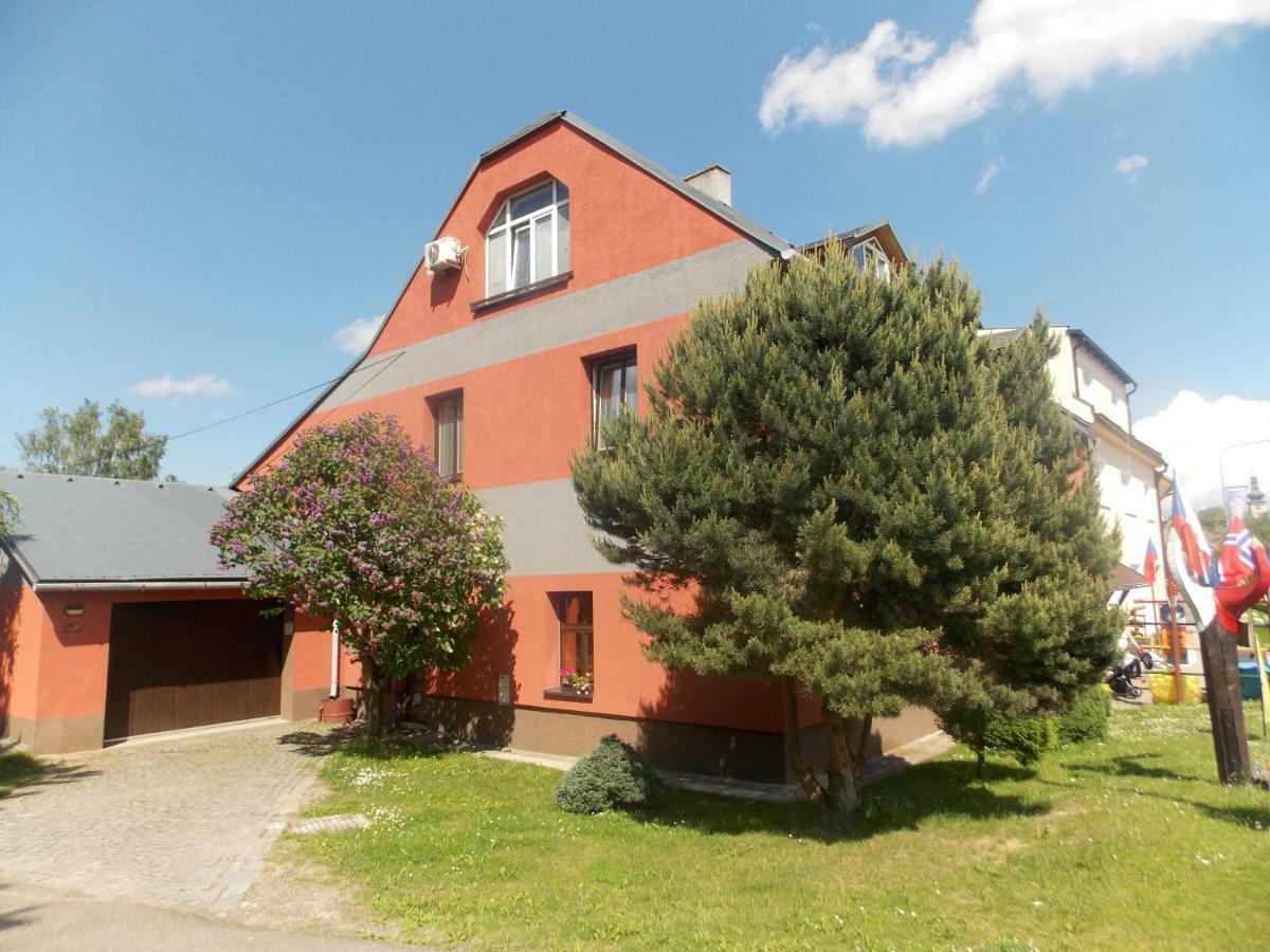 Luxusní Apartmán Family NMNM Nove Mesto na Morave Esterno foto